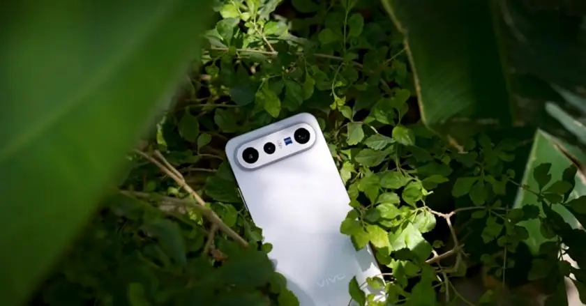 Vivo X300 FE